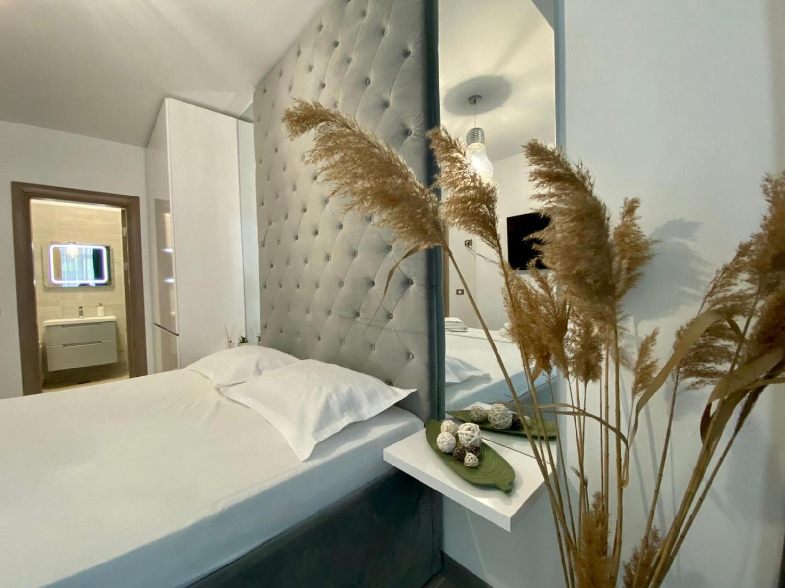 Iako Premium Apartament Năvodari Eksteriør bilde