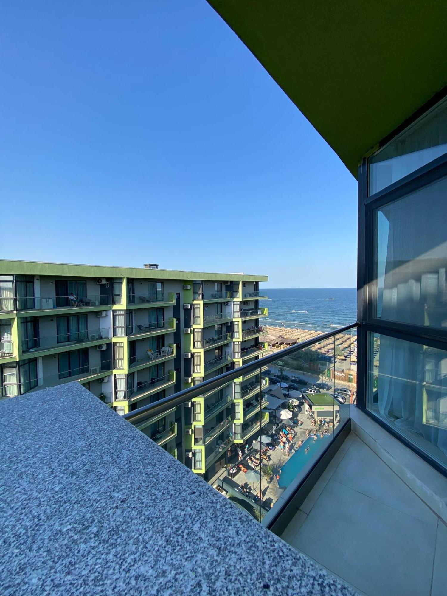Iako Premium Apartament Năvodari Eksteriør bilde