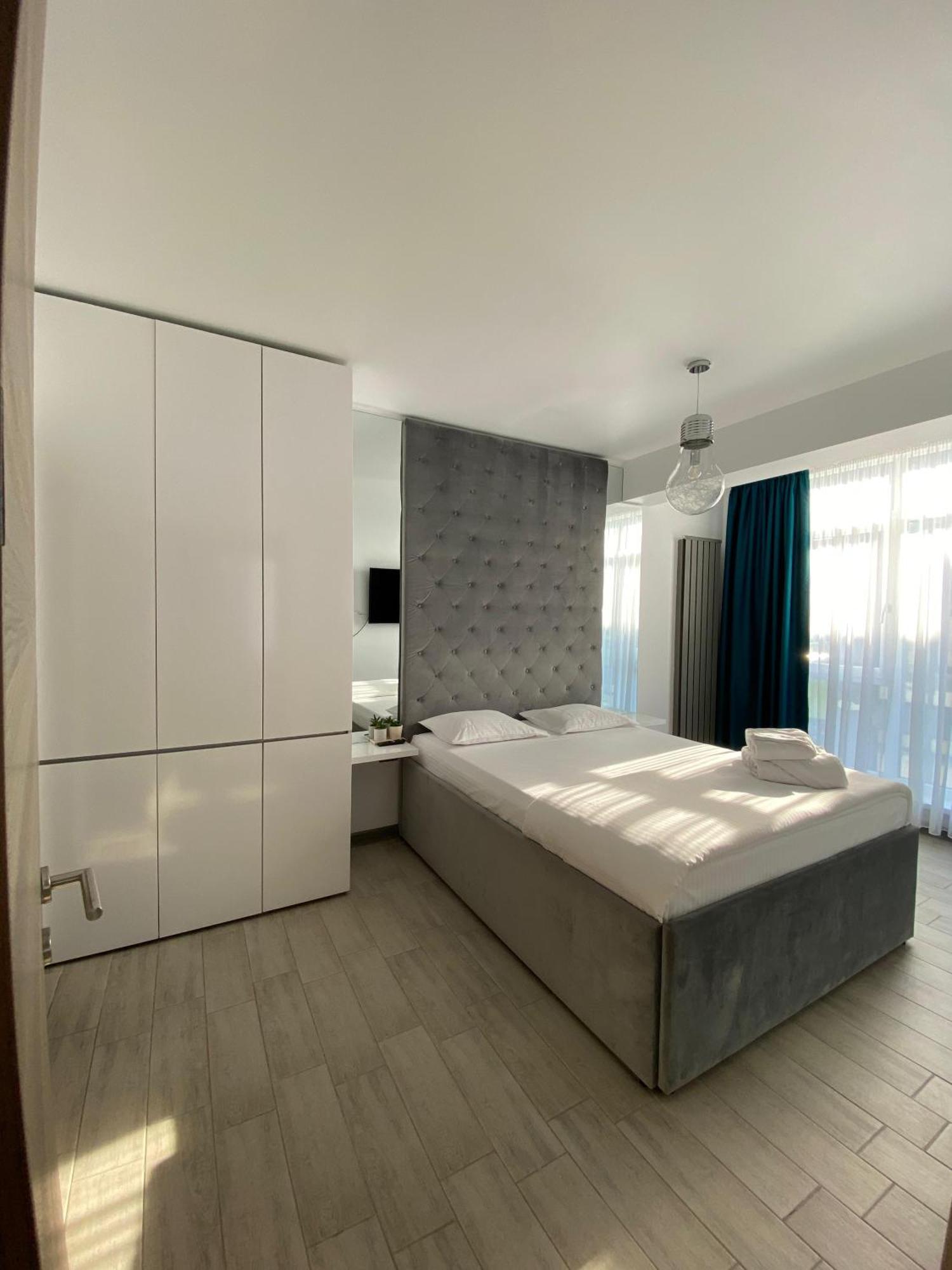Iako Premium Apartament Năvodari Eksteriør bilde