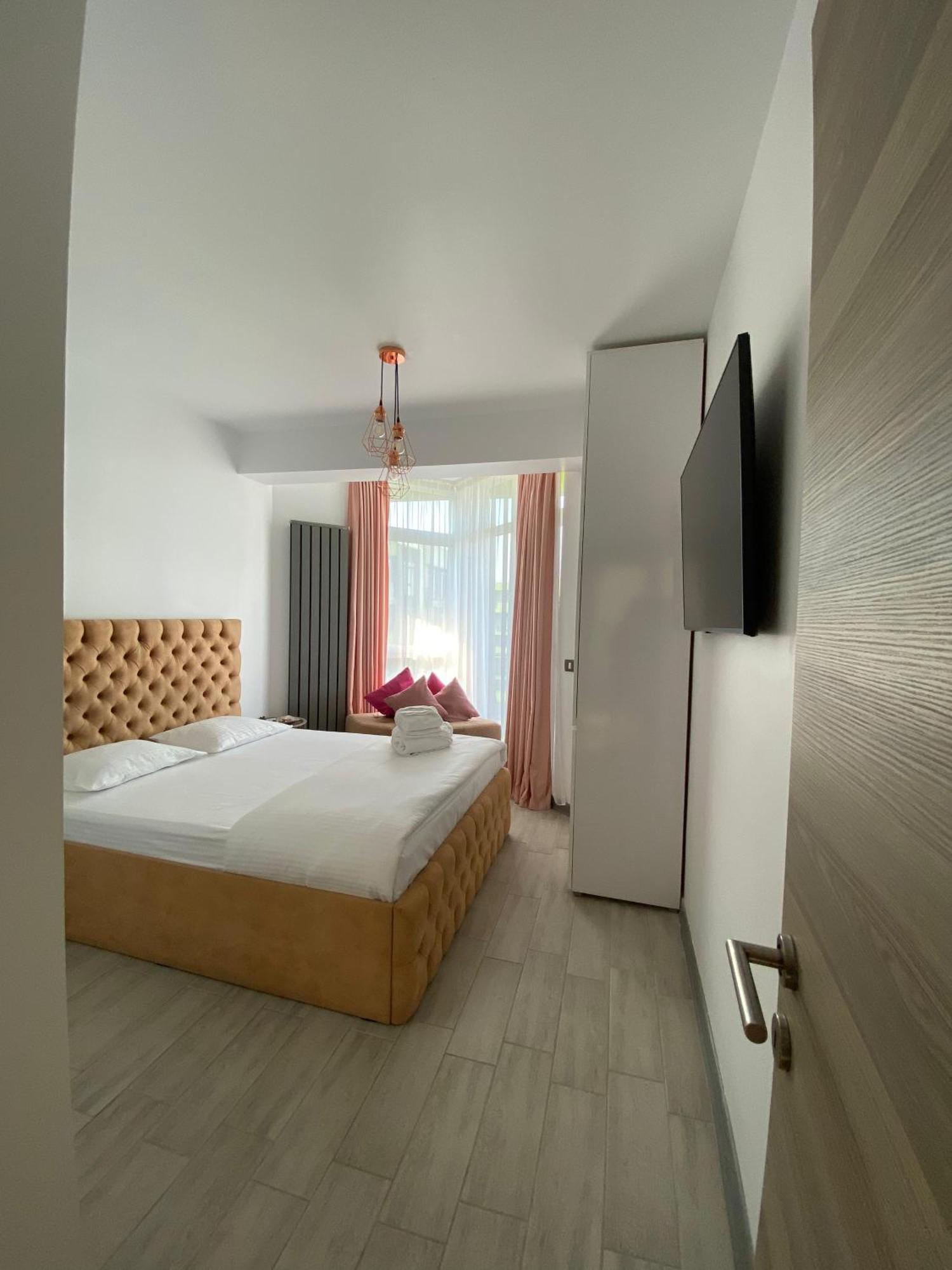 Iako Premium Apartament Năvodari Eksteriør bilde