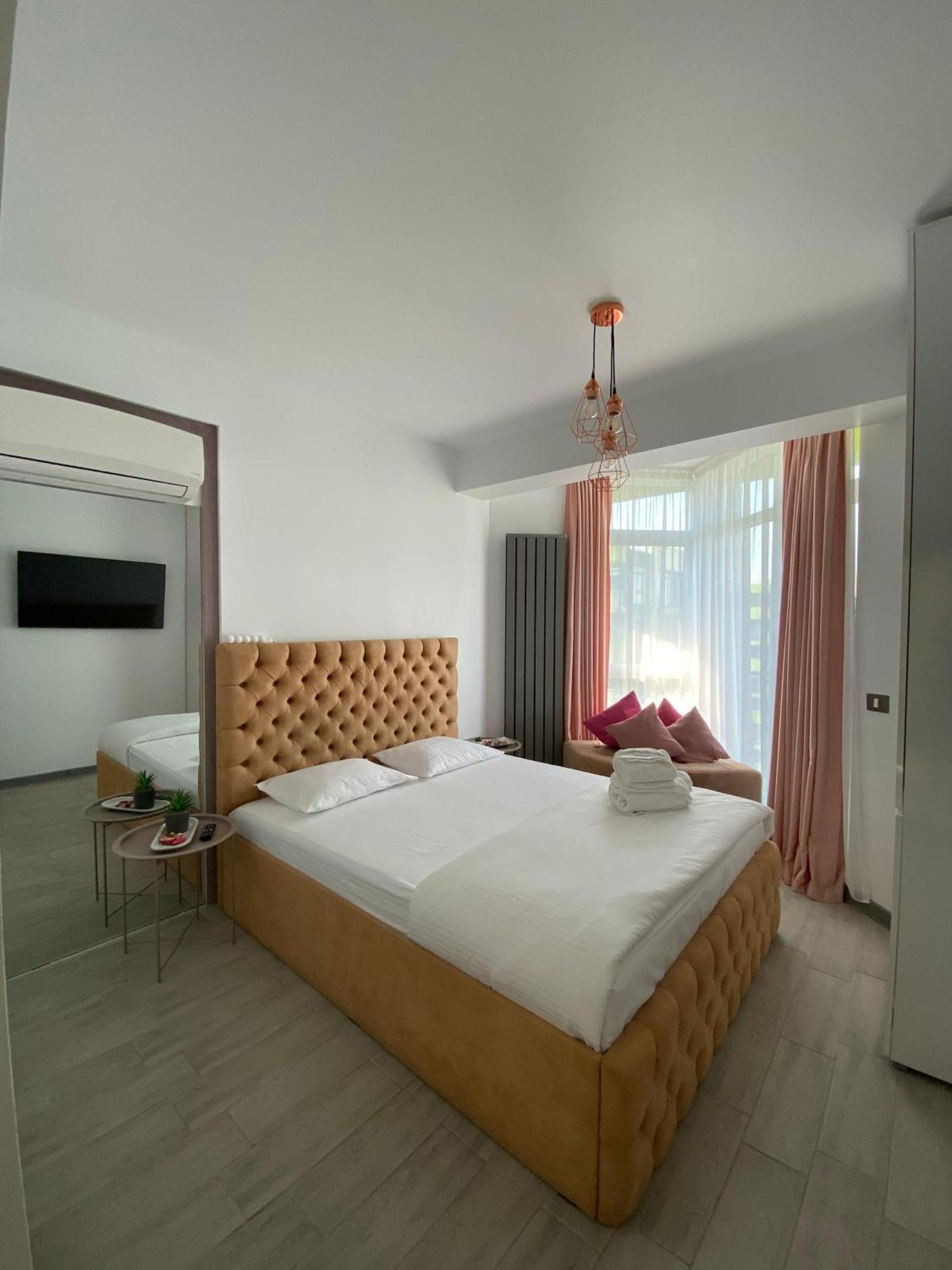 Iako Premium Apartament Năvodari Eksteriør bilde