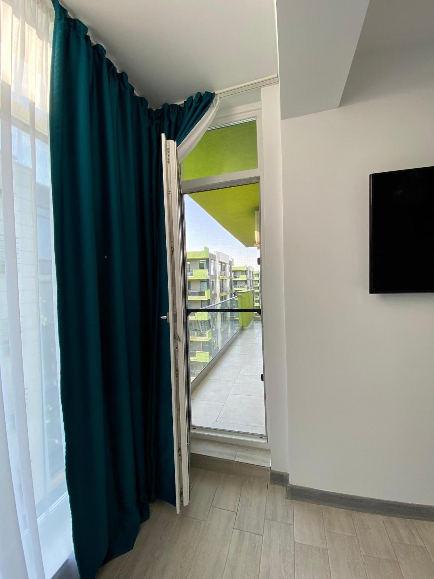 Iako Premium Apartament Năvodari Eksteriør bilde