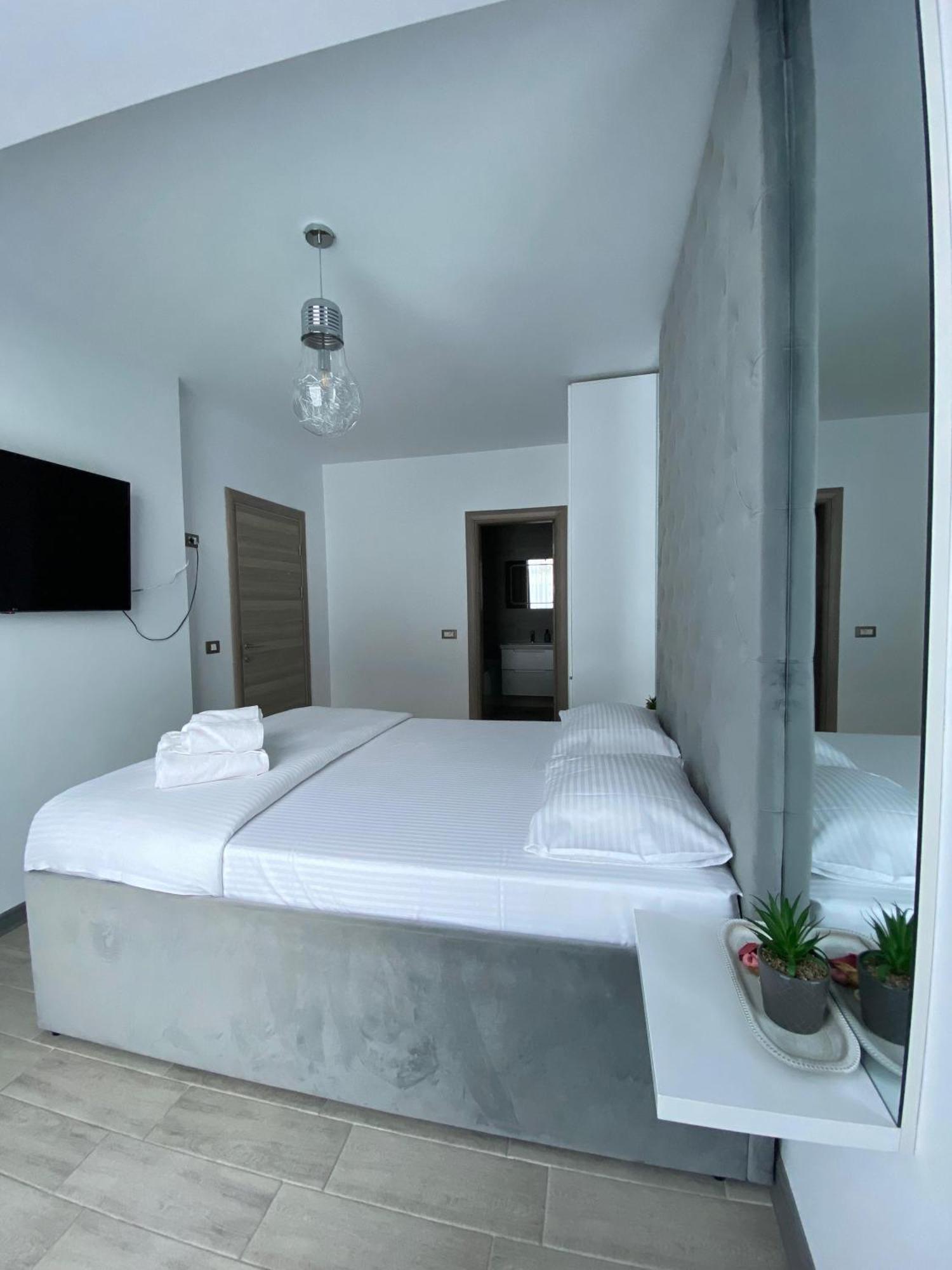 Iako Premium Apartament Năvodari Eksteriør bilde