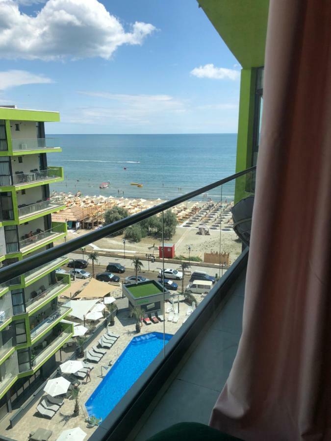 Iako Premium Apartament Năvodari Eksteriør bilde